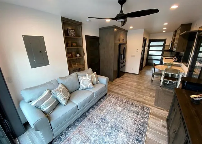Holiday home Remodeled With Pool Table And Hot-tub In Wyoming Alpine