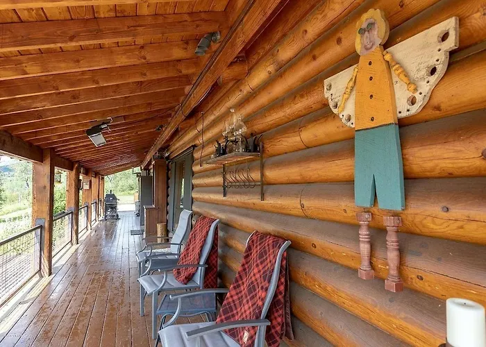 Remodeled With Pool Table And Hot-tub In Wyoming Holiday home
