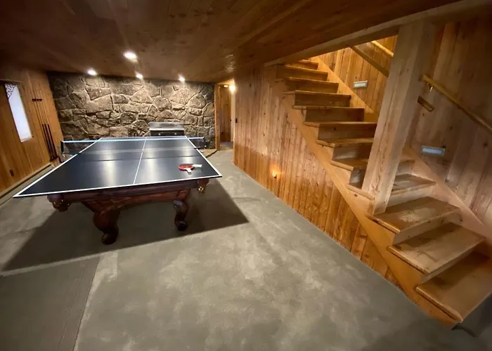 Remodeled With Pool Table And Hot-tub In Wyoming * Alpine