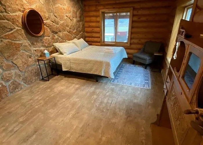 Holiday home Remodeled With Pool Table And Hot-tub In Wyoming *